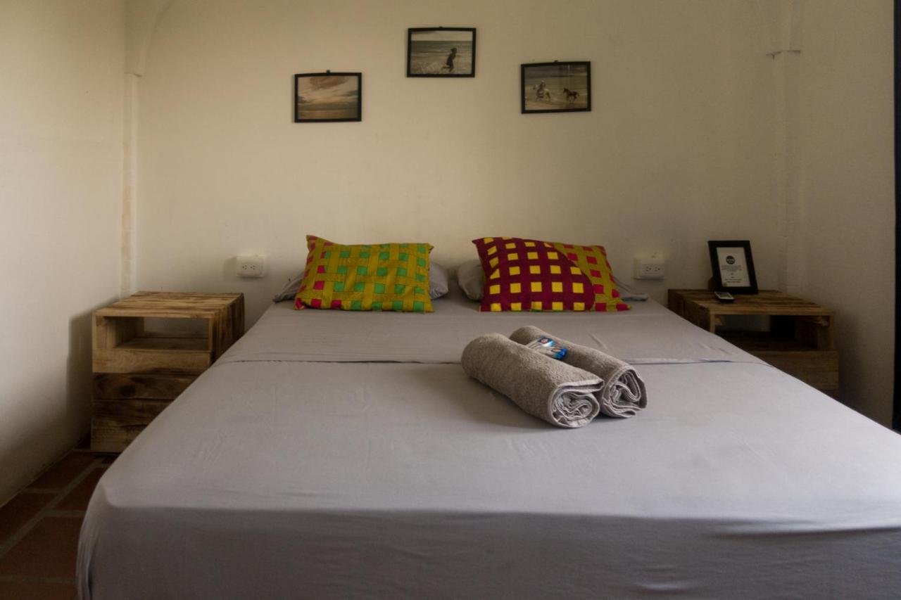 The Corner Hostel Плайя-Бланка Экстерьер фото