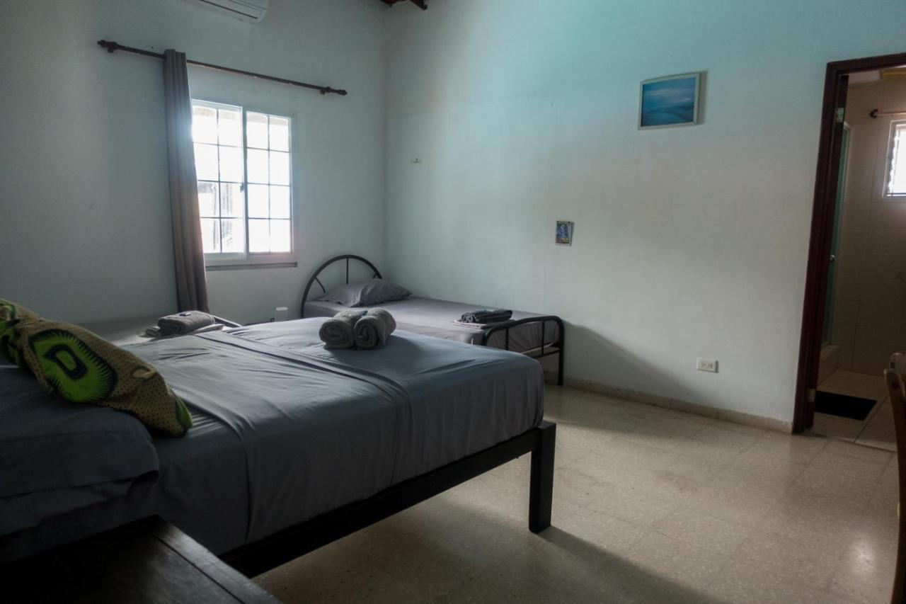 The Corner Hostel Плайя-Бланка Экстерьер фото