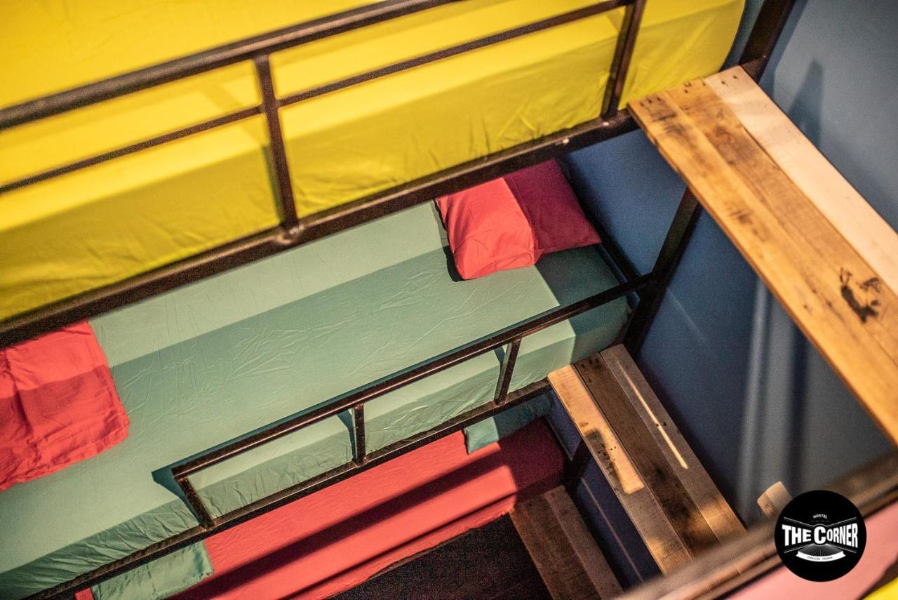 The Corner Hostel Плайя-Бланка Экстерьер фото