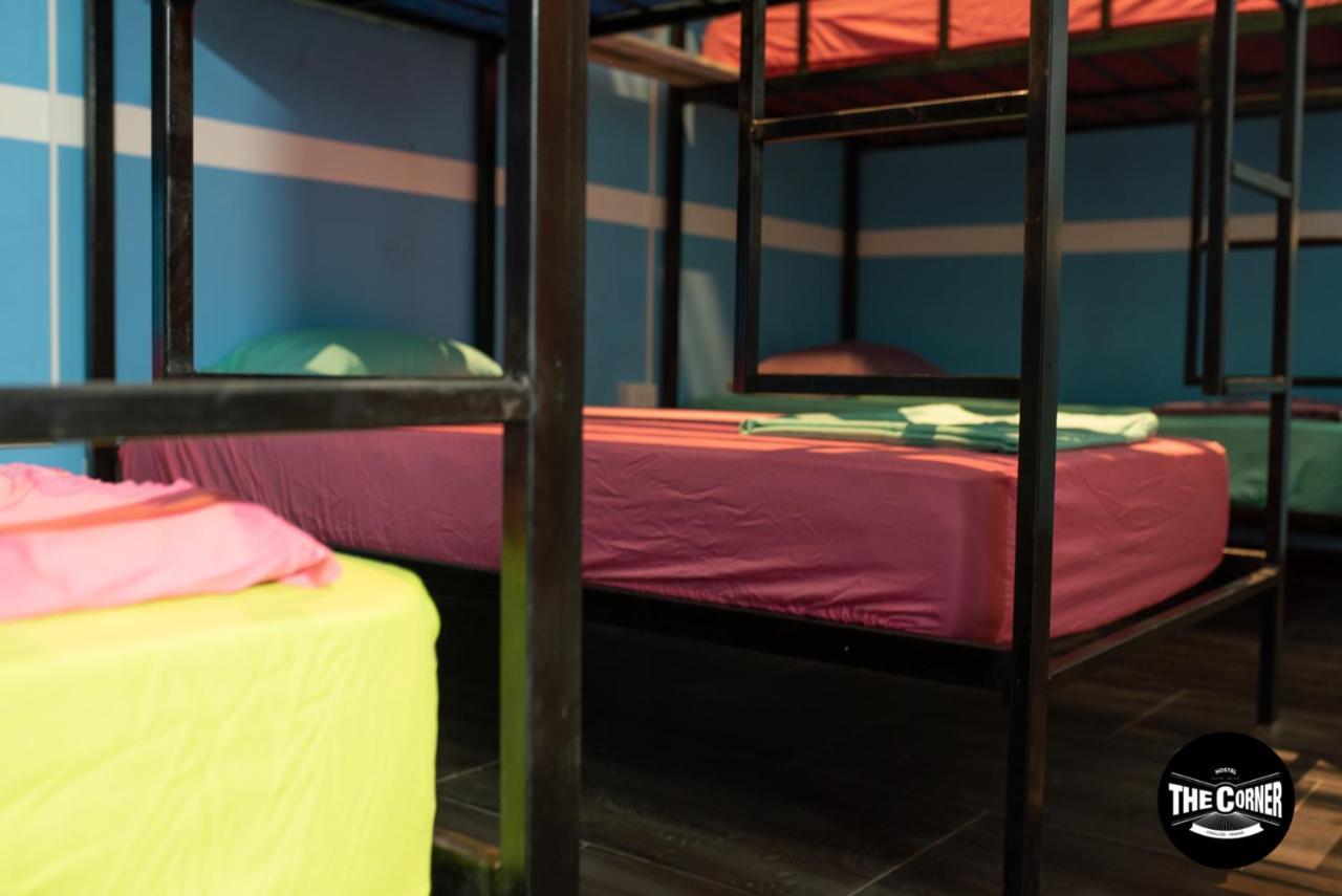 The Corner Hostel Плайя-Бланка Экстерьер фото